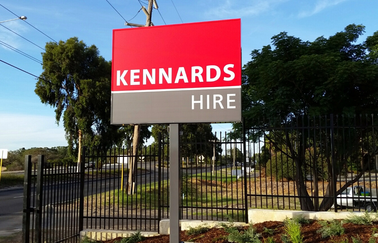 Pylon Sign for Kennards Hire