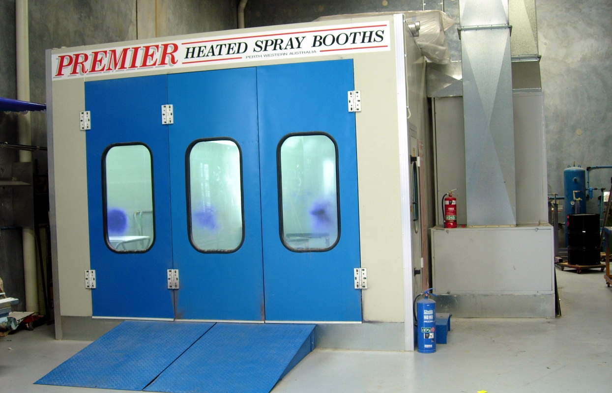 SPRAY PAINTING_DSCN7077 Sign Here Signs