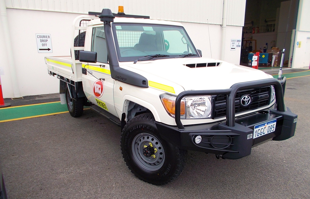 Vehicle and fleet signage for tradies.